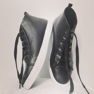 Kenneth Cole Reaction sneakers